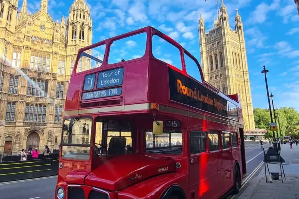 Guided Sightseeing Tour on a Vintage